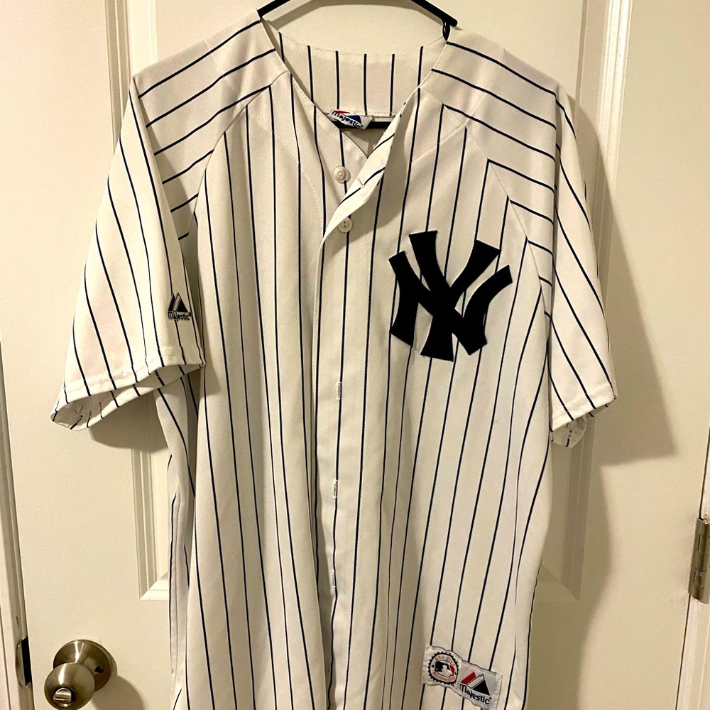 Majestic New York Yankees pinstripe jersey - LARGE white